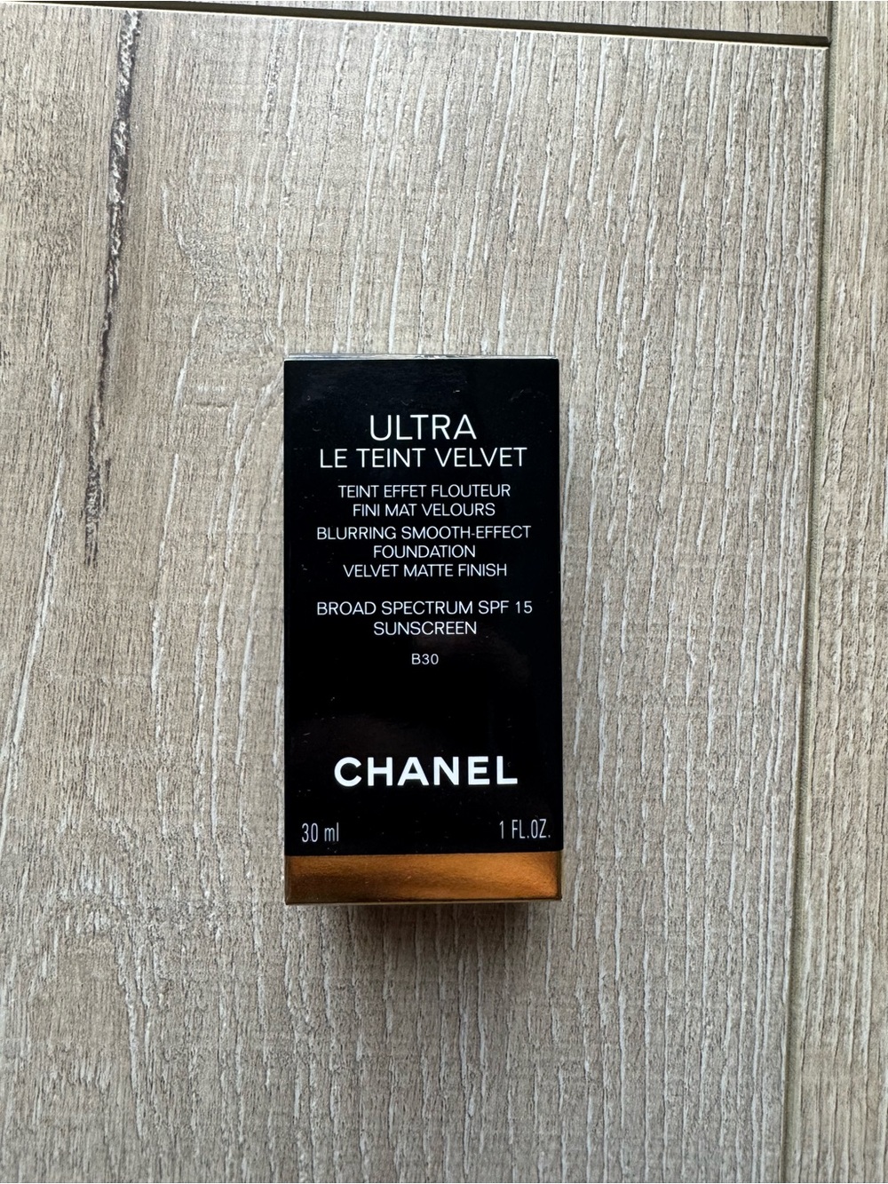 CHANEL Ultra Le Teint Velvet Foundation B30 30ml 1oz SPF 15 NEW